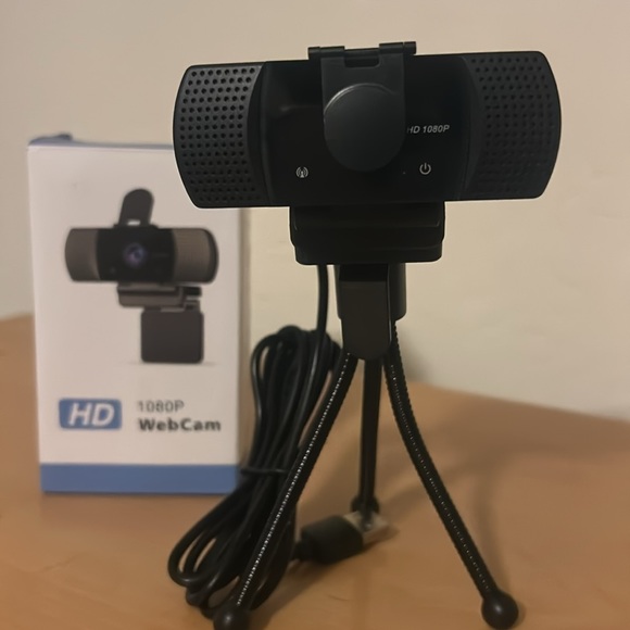 1080p webcam with stand. New in box - Picture 5 of 5